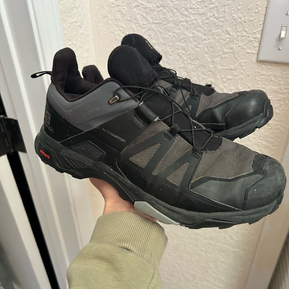 Salomon Hiking Shoes